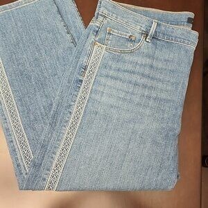 Ann Taylor Straight Crop Jeans sz 14